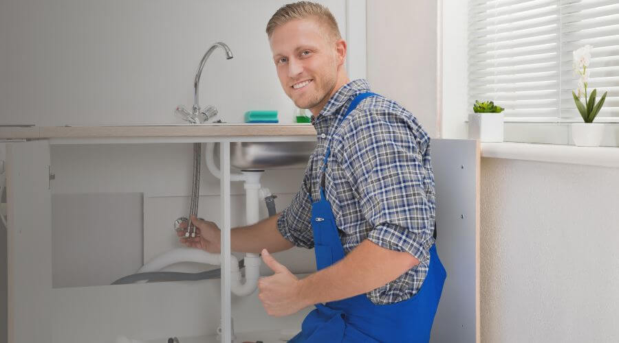 Expert burst pipe repair services in Schlater, MS